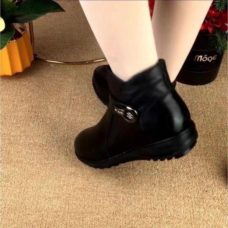 Snow boots soft leather velvet warm short boots winter new non-slip soft-soled cotton shoes