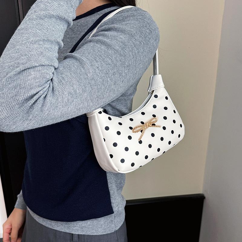 Girls' Underarm Bag - Knitted Bow Embroidered Children's Handbag - Coin and Accessory Bag