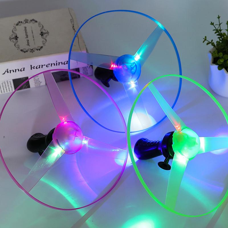 Yiwu Night Market Luminous Toys & Gifts Creative Stall
