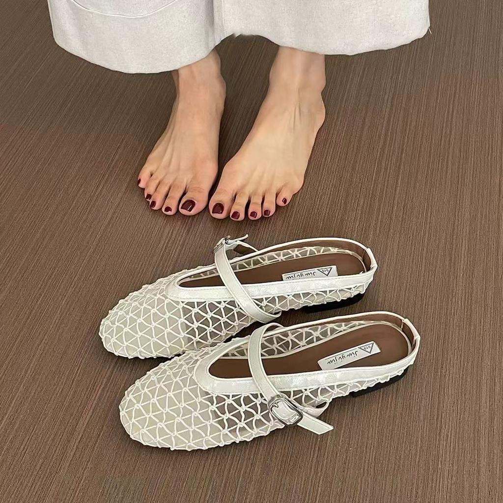 French bag head outer wear flat bottom versatile slippers women's 2025 summer new hollow fishing net fashion casual cool slippers