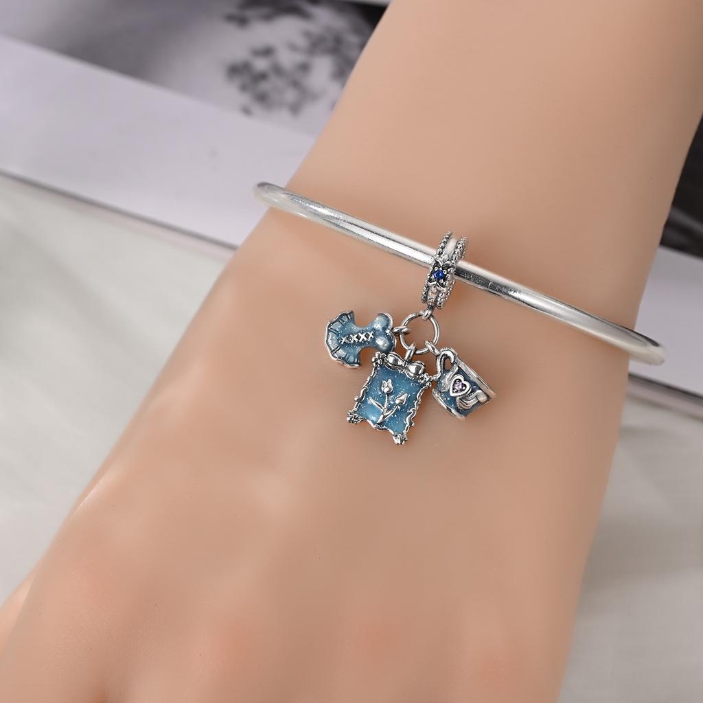 S925 Silber Kirsch-Anhänger Perlenarmband DIY Handgefertigter Schmuck Zubehör Eiscreme Kuchen Perlen