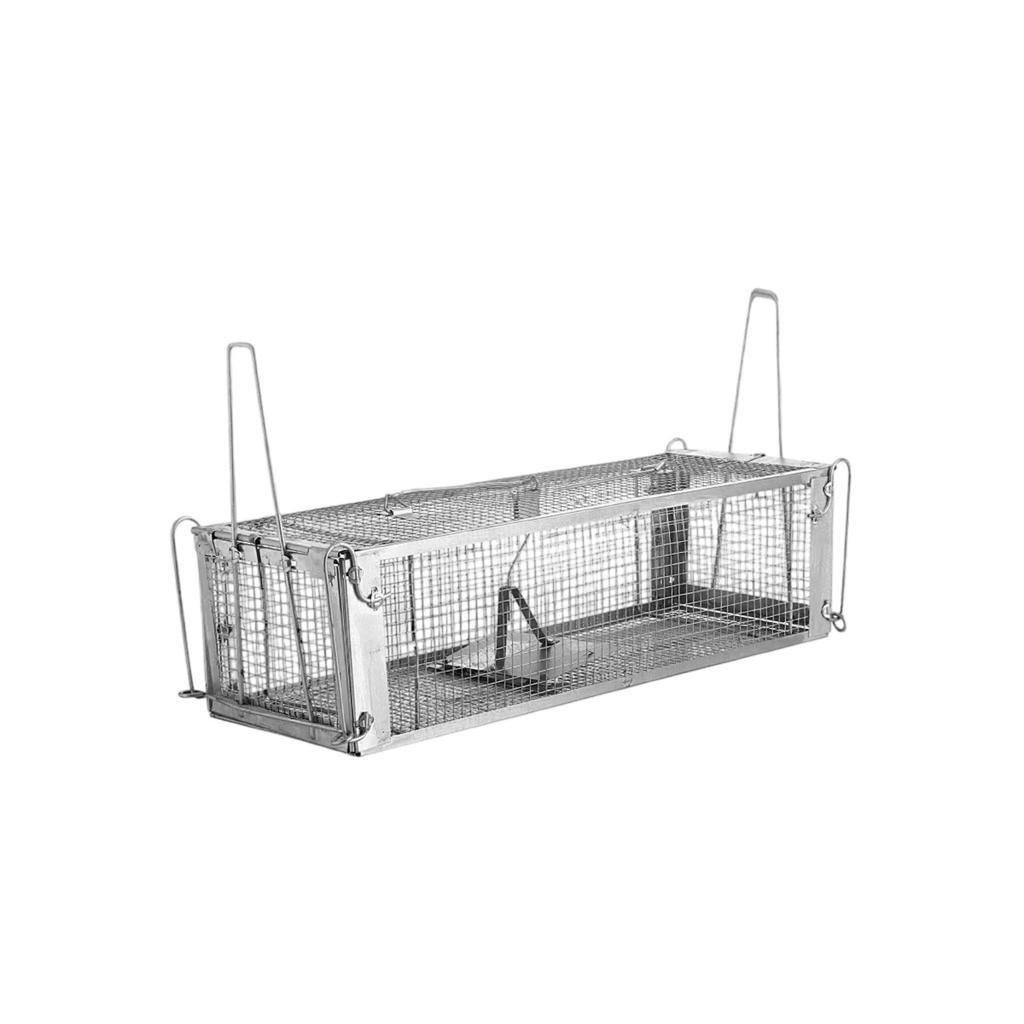Household metal mousetrap, sturdy and durable, suitable for kitchens, restaurants and food storage rooms.