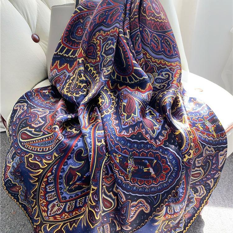 Atmospheric Retro Silk Scarf Women'S Spring And Autumn Versatile Mulberry Silk Large Square Scarf Scarf Shawl