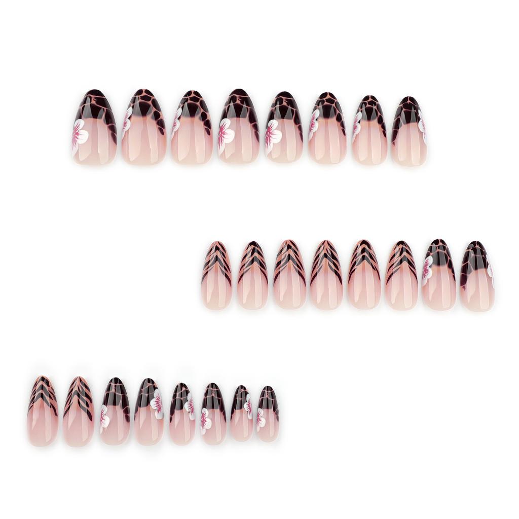 French Leopard Print Wearing Nail European and American Nail Art Fake Nail Short Flower Repeatable Nail Piece Finished Product