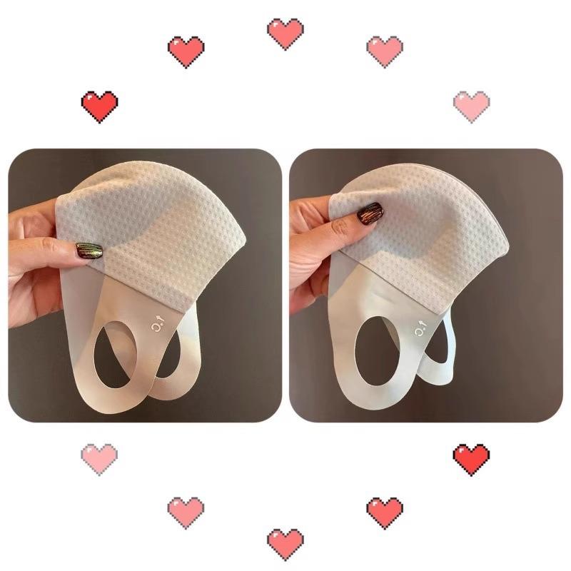 Newcomer 0.01 Ice Silk Waffle Masks: Women's UV Protection Summer Scarves