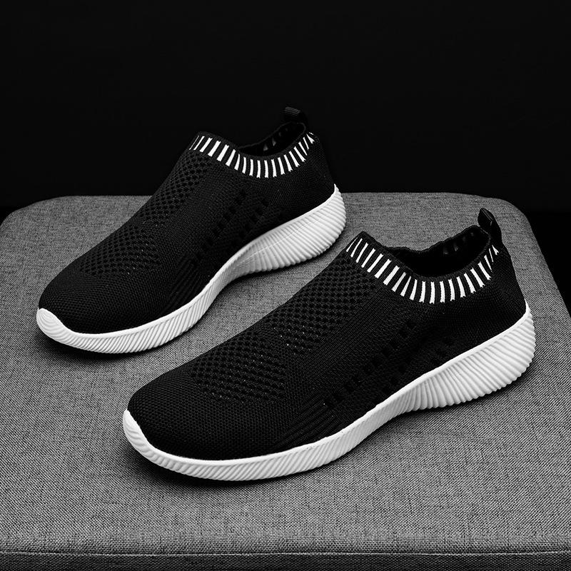 2025 Spring Lightweight Slip-On Woven Women s Shoes - Plus Size Comfort for Elderly Mothers 39