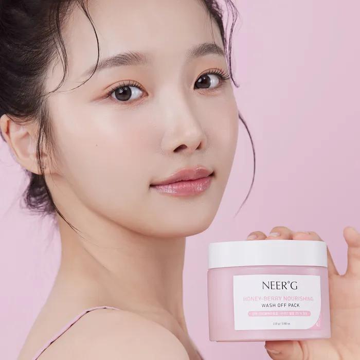 [Free Cleansing Sponge] NEERG Honey Berry Nourishing Wash-Off Pack 110g