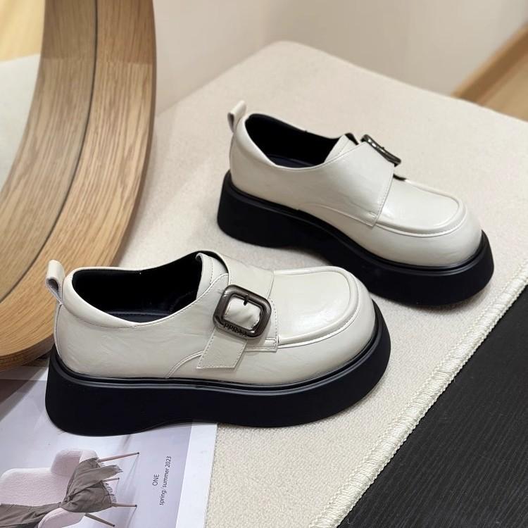 

Женские лоферы на платформе 2025 новая весна коричневые универсальные удобные туфли-однопедальки в британском стиле маленькие кожаные туфли 40