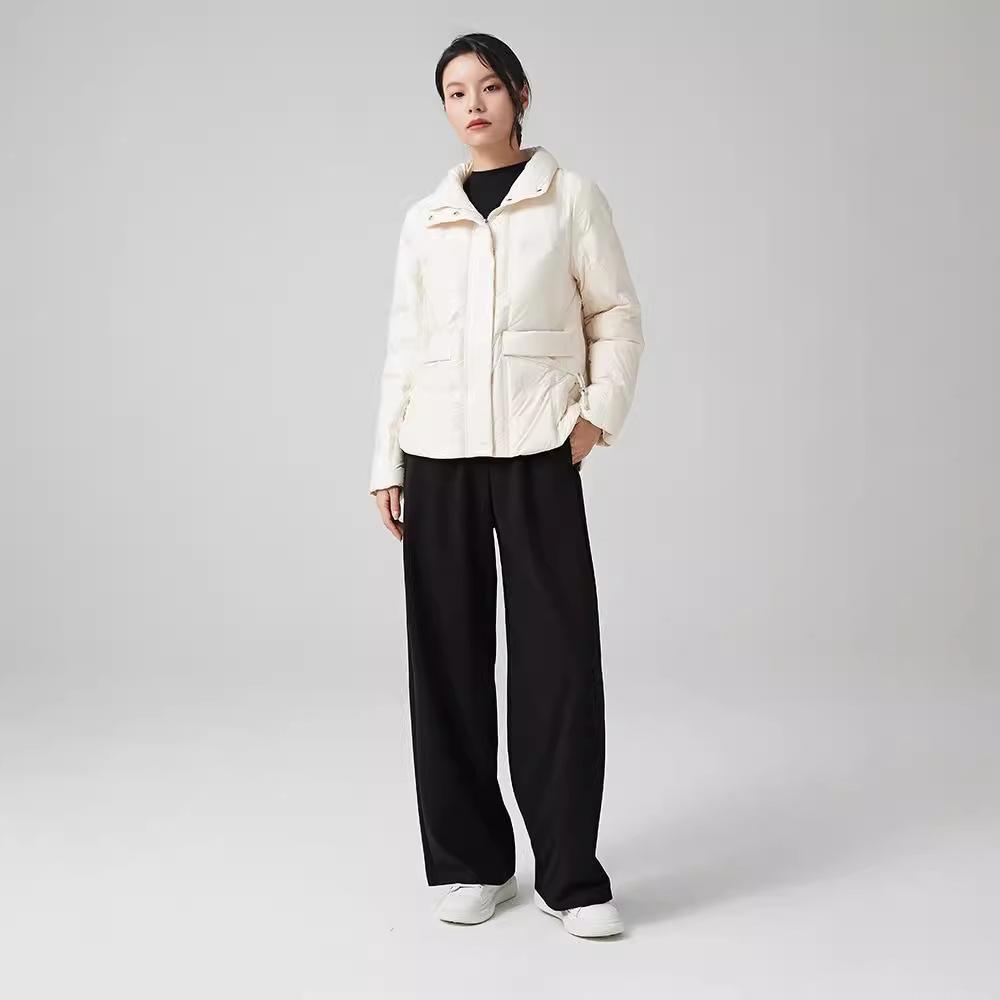 Autumn and Winter New Stand-up Collar Pressed Down Jacket Women's Short Fashion and Thin White Duck Down Warm Jacket Tide