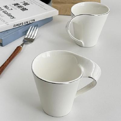 Tazza da Caffè Espresso 150ML con Bordo Argentato Tazza in Ceramica Bianca Tazza da Caffè di Lusso Francese Tazza da Tè al Latte Utensili da Bere in Ceramica