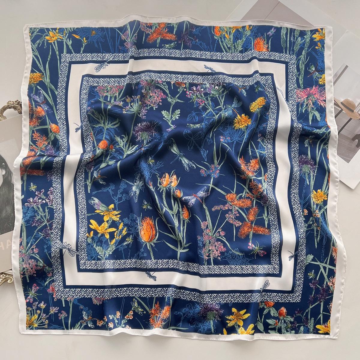 

Spring/Summer Square Scarf Ladies Luxurious & Elegant Paisley Printed Bandana Scarf, Perfect For Daily Wear And Gift Giving
