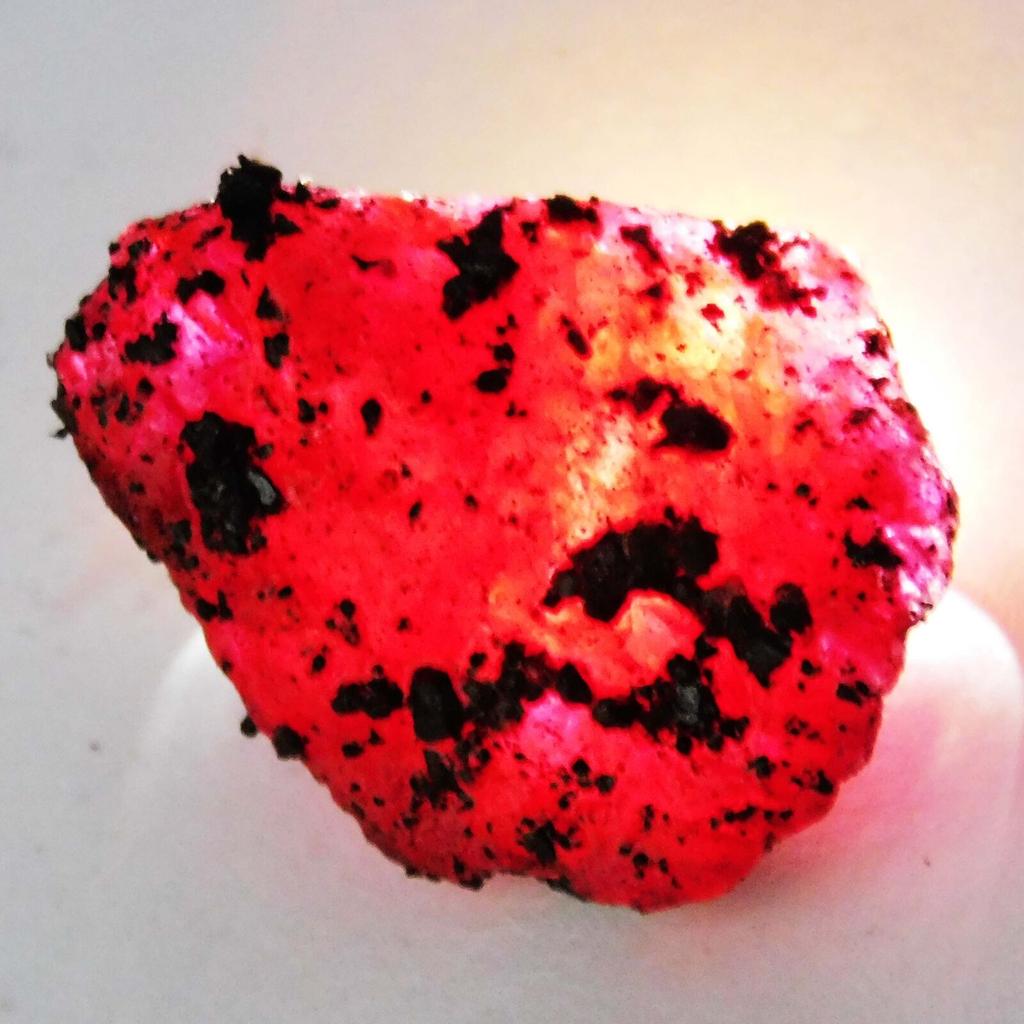 NATURAL Uncut Excellent RED Ruby Rough 50 to 60 Ct CERTIFIED Loose Gemstone. Y1A-5658