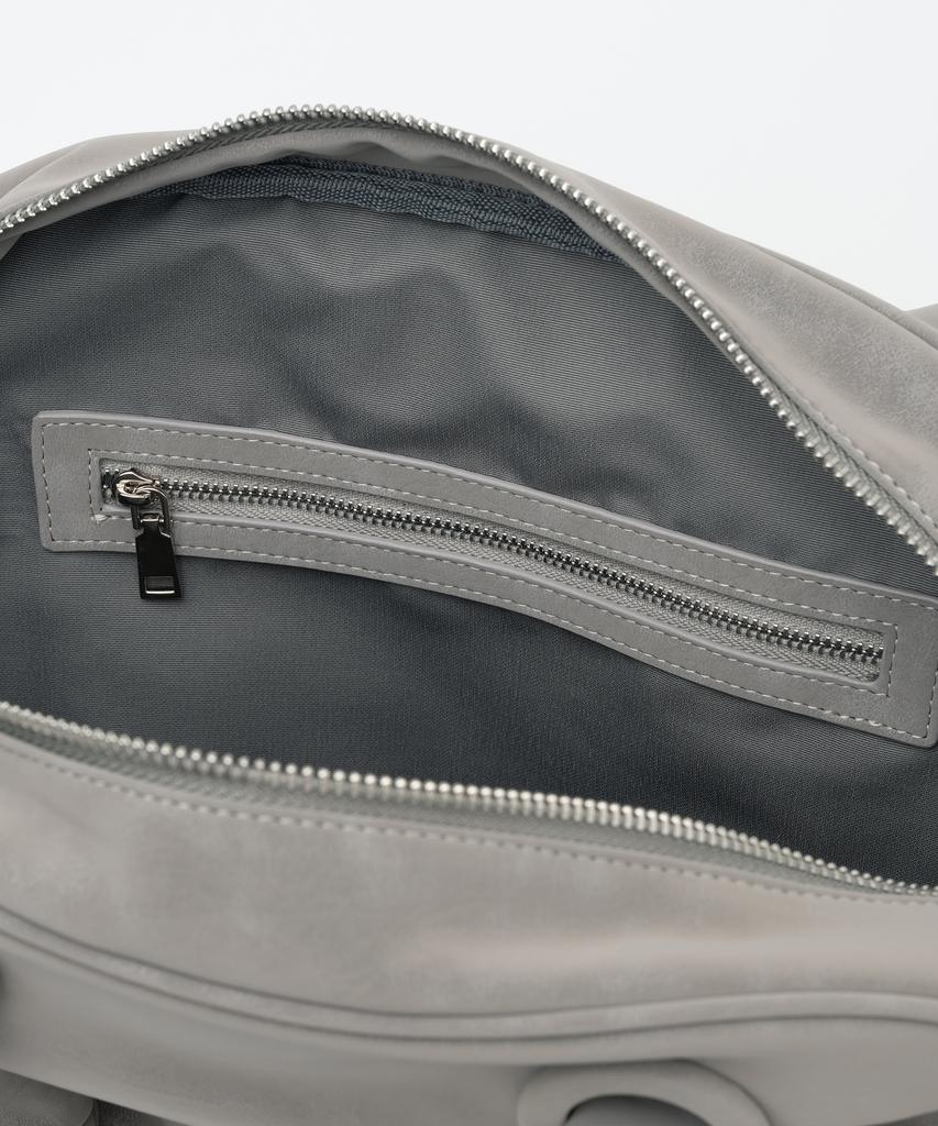 Millo Women Nubuck Shirred Bag [Ash Gray]