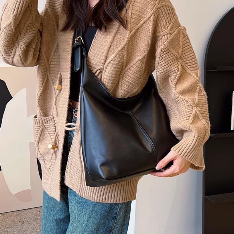 Korean Style Commute Shoulder Bag Retro Large Capacity Pu Leather Tote Bag Solid Color Minority Design Women's Underarm Bag