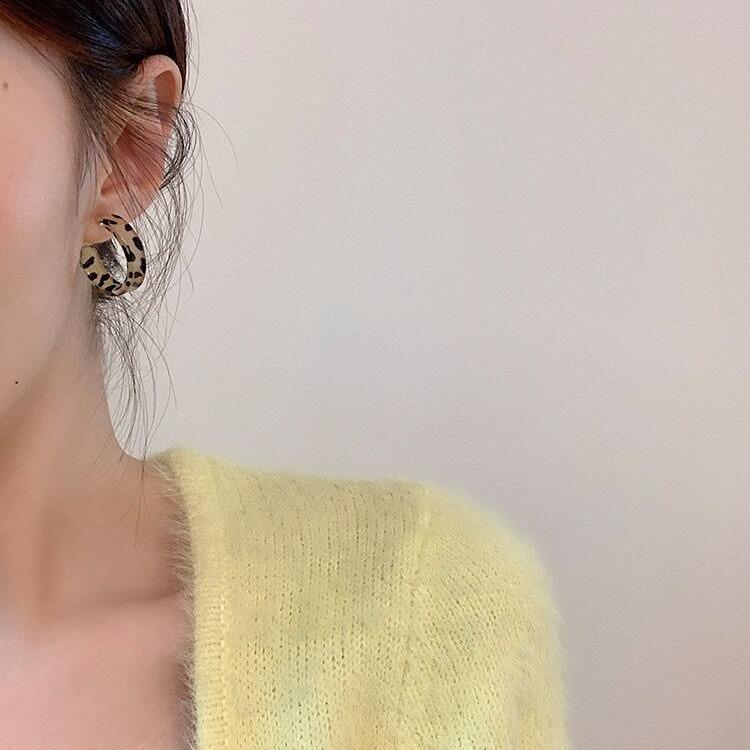 S925 Silver Leopard Print Earrings - Trendy Korean Style for Autumn/Winter