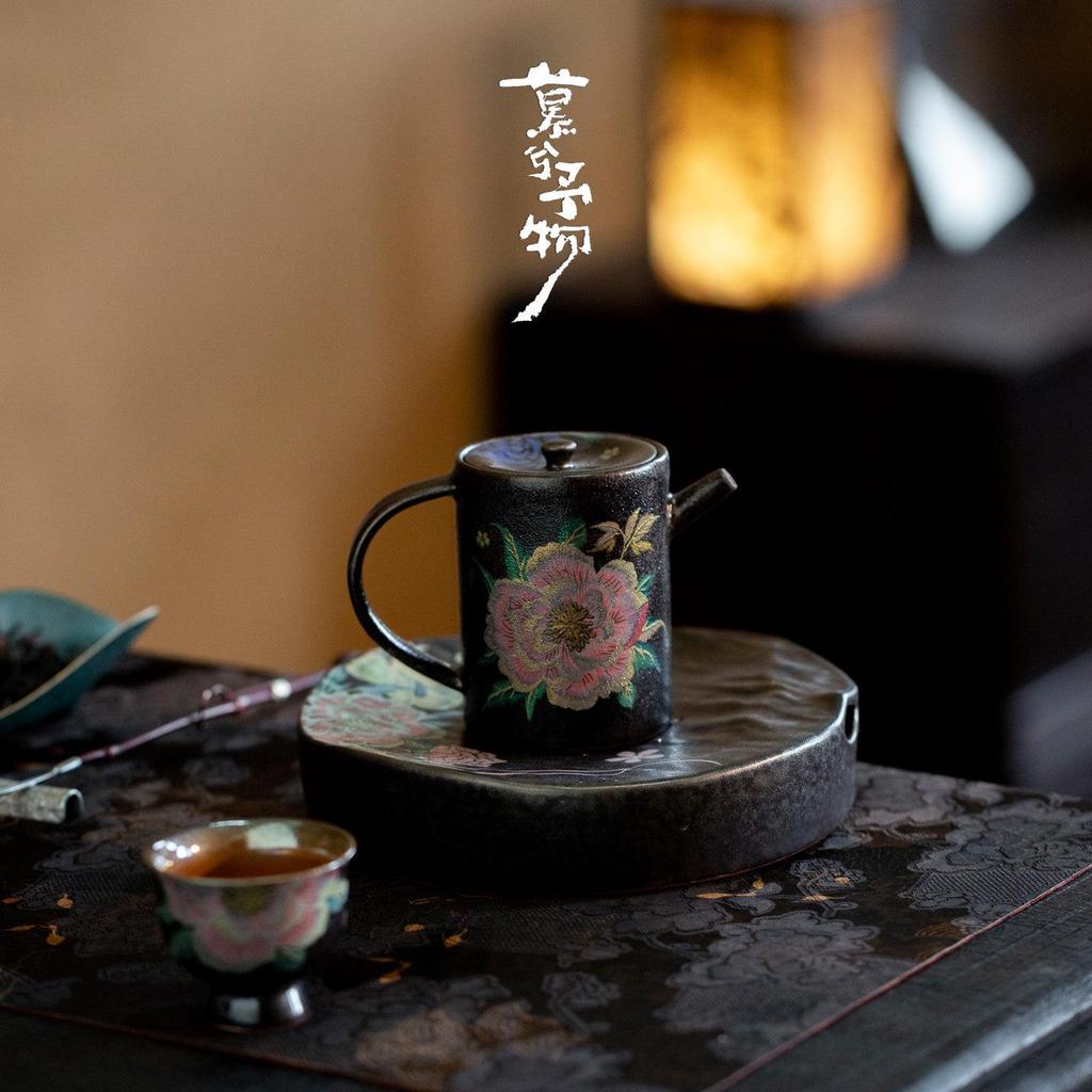 Hand-Painted Kesi Peony Ceramic Teapot: New Chinese Style, Retro High-Pot for Exquisite Tea Brewing