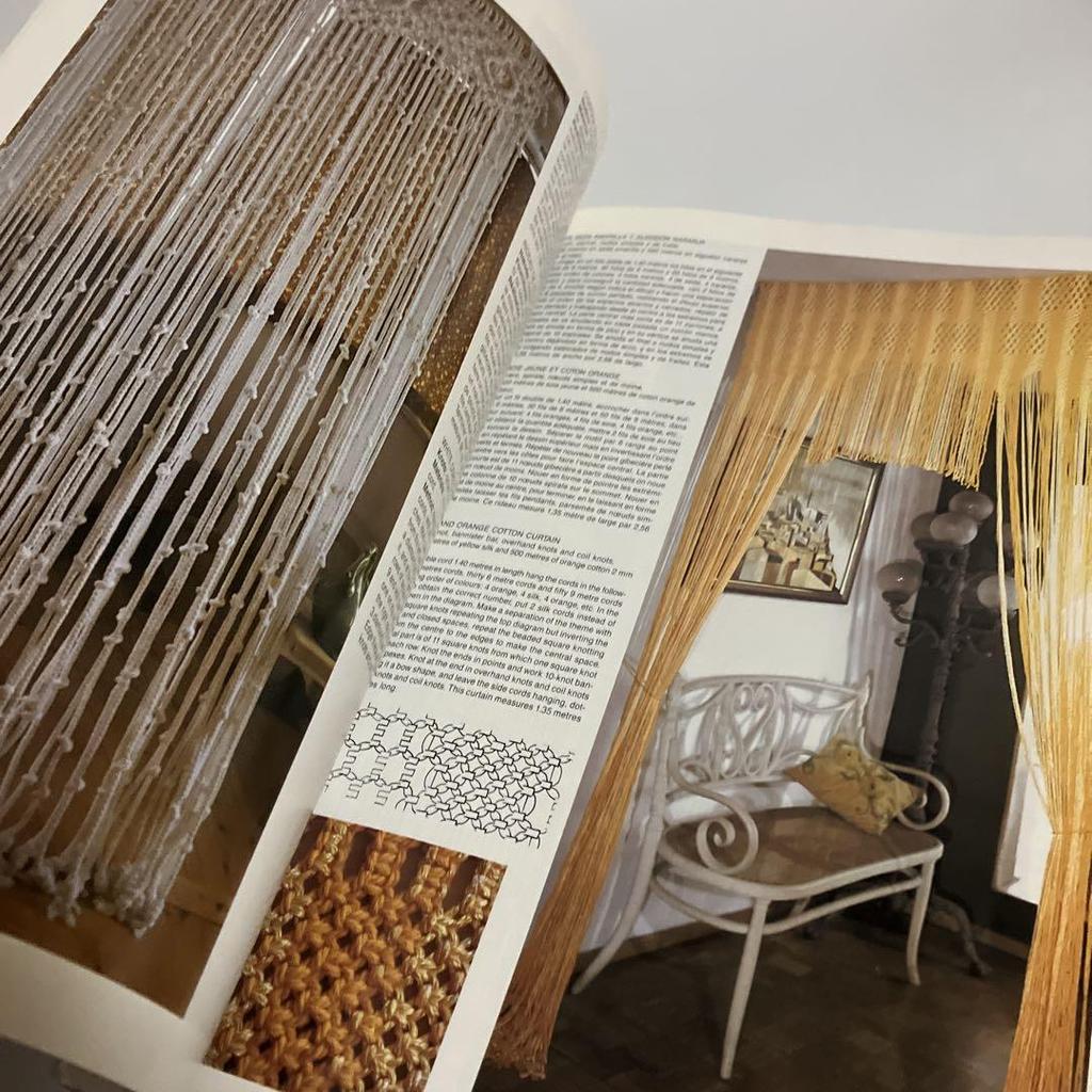 [GEBRAUCHT] Fremdsprachige Bücher MACRAMÉ Textil