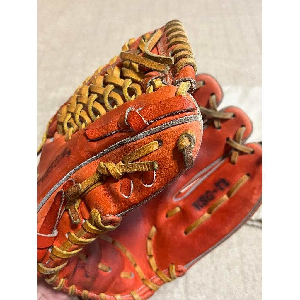 Used Kubota Slugger Hardball Infielder Gloves KSG-T1 Toritani Player Case Included