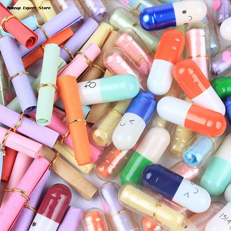 50 pezzi di messaggio in una bottiglia in capsula con lettera, amore e amicizia, pillole a metà colore