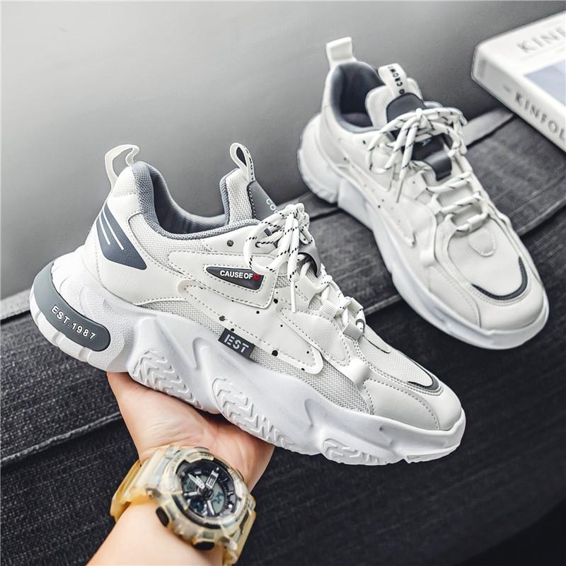 Men's Shoes Are High-end Versatile Casual Teenage Running Travel Sports Thick Soled Height Increasing White Dad Trendy