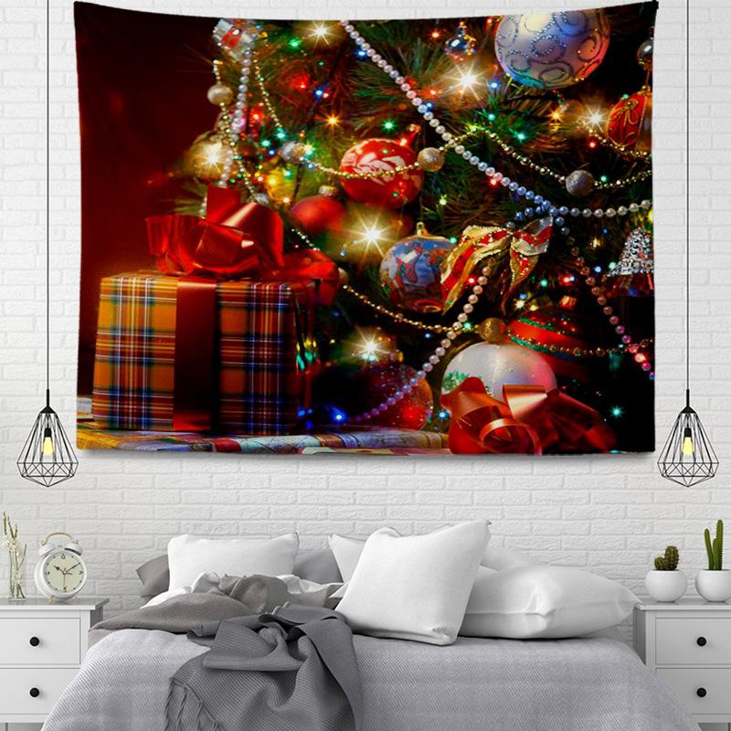 Hängende Wandteppiche aus Stoff im weihnachtlichen Stil