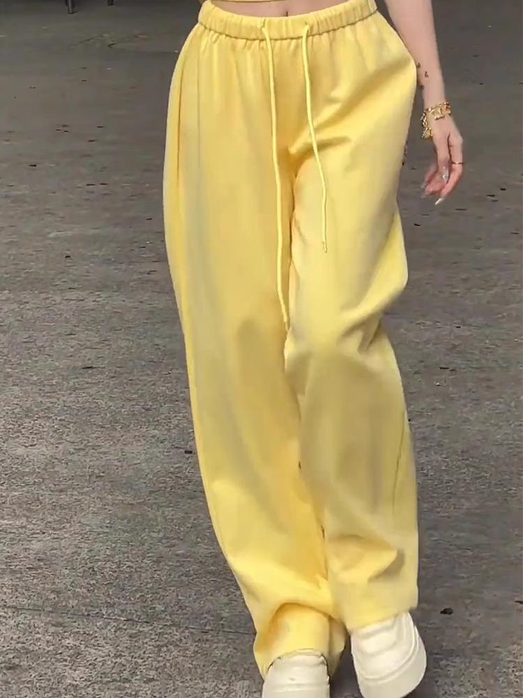 Schickes und bequemes Damen-Sommer-Set: Würziges Slim-Fit-Top und Weitbeinige Hose