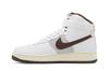 Men's Sneakers Nike Air Force 1 High '07 Vintage White Light Chocolate