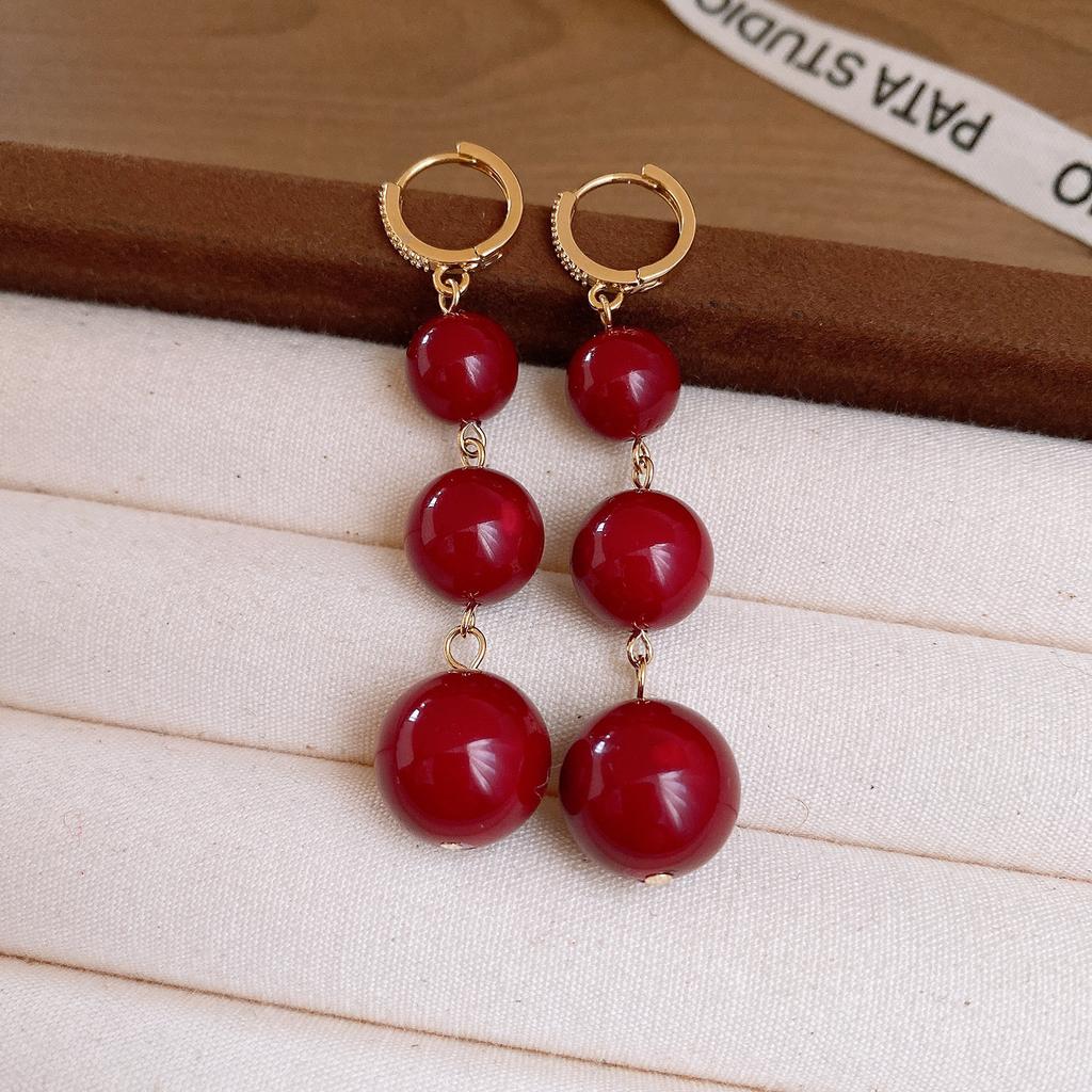 French retro Hong Kong style red geometric resin earrings stud earrings personality temperament earrings women