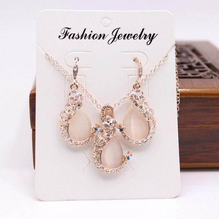Peacock Necklace Set with Cat s Eye Stone - European & American Style Sweater Necklace, Earrings, and Clavicle Chain Jewelry Set золотой