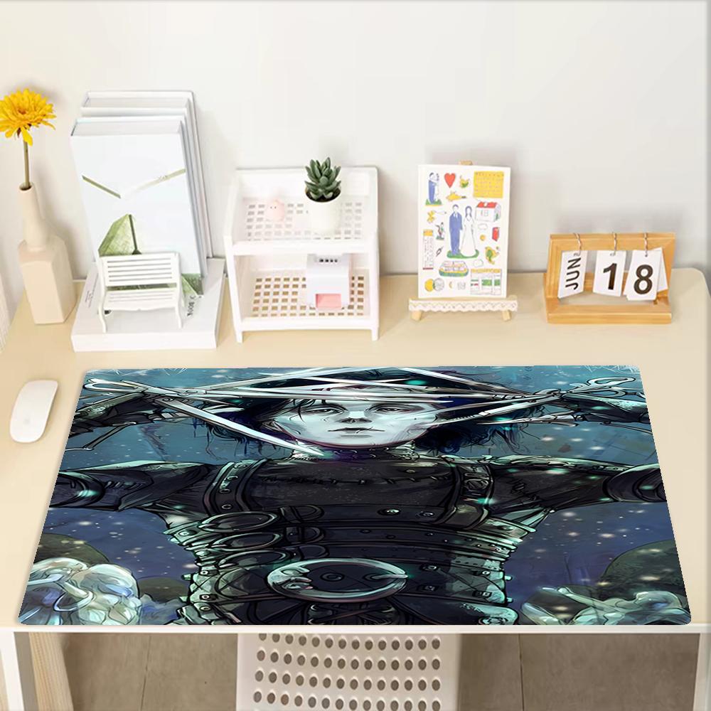Halloween horror Theme Mouse Pad, Non Slip Rubber Base, Multifunctional Office & Home Decor, Perfect for Workspace Personalization.