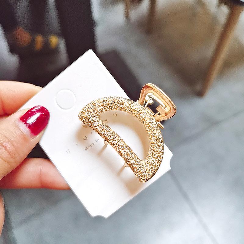 Korean Fashion Woman Elegant Hair Claw Barrettes Girl Metal Geometric Hollow Out Headwear Hair Accessories Crab Hair Clips