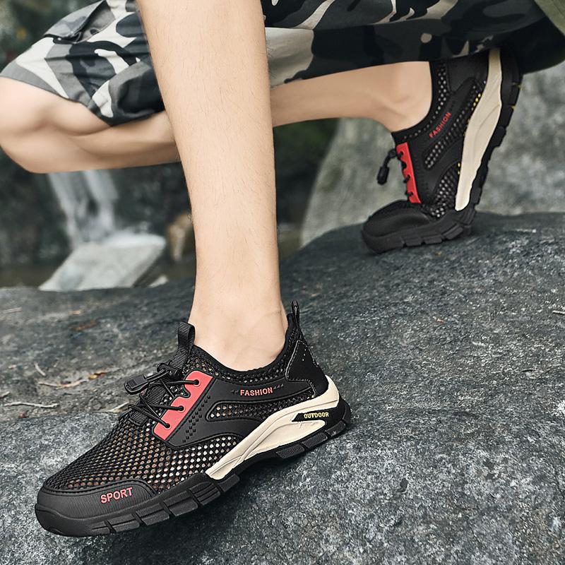 Fashion Men's Shoes Lightweight Men Casual Summer Shoes 2024 Hot Sale Male Hollow Out Sneakers Fashion Male Comfortable Walking Shoe