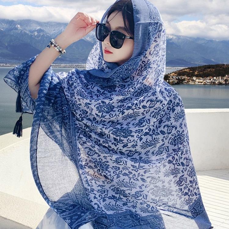 

Yunnan Blue Tie-Dye Porcelain Tassel Scarf - Ethnic Style Cotton Linen Shawl for Women 180x90 cm