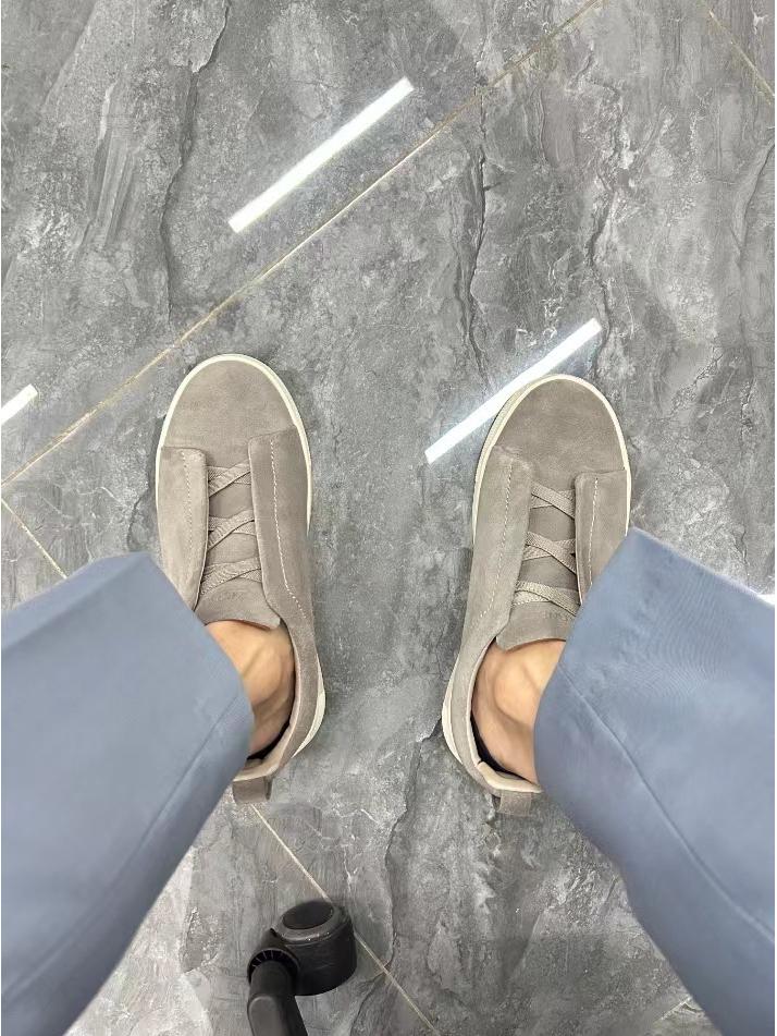 Men's Black Leather Slip-On Summer Sneakers - Lightweight, Breathable, Flat-Soled, Casual Round Toe