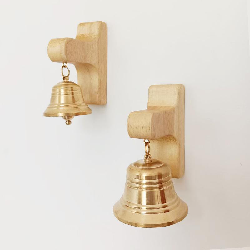 Home Decor Solid Wood Copper Bell Pendant with Magnetic Lion To Operate Wind Chimes, Home Reminders Doorbells Housewarming Gifts