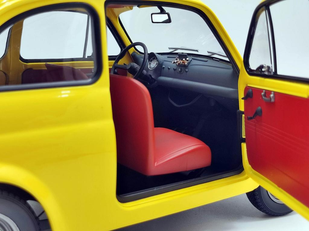 S14 Character Vehicle Series Lupin Castle of Cagliostro FIAT 500 Scale Diecast Miniature Car III 1/12 (Unisex)