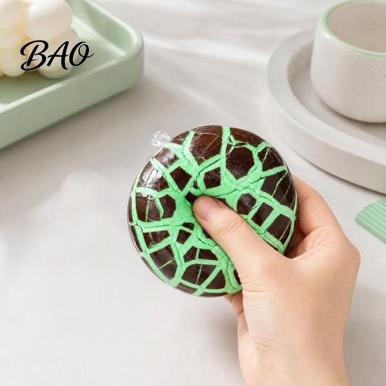 Hand Exercise Ball Wax Cracking Squeeze Toy, Crispy Chocolate Stress Relief Toy Slow Rising Fidget with Crackable Texture, Party Favors