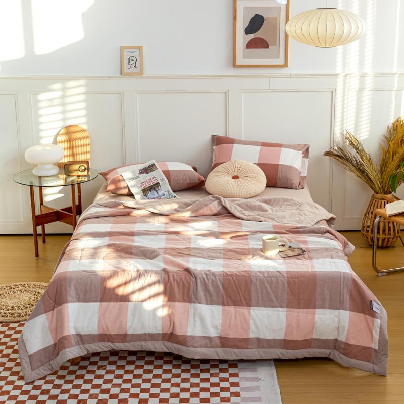 Simple Lines Summer Quilt Japanese Style Cotton Air Conditioning Quilt Luxury Soft Breathable Thin Blanket for Adults Kids