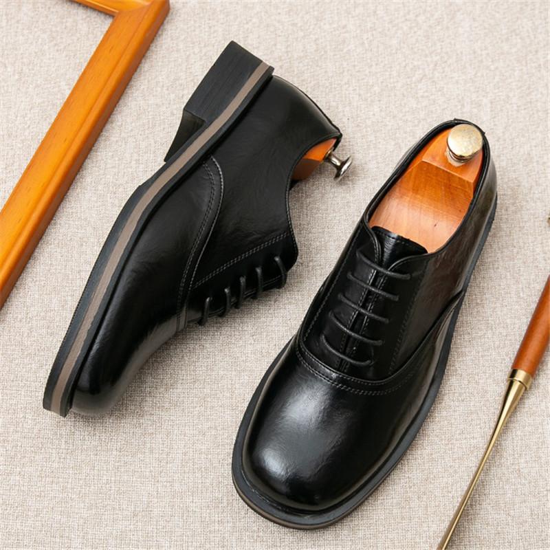 Luxury Designer Men's Lace Up Square Toes Shoes British Retro Fashion Punk Wedding Dress Homecoming Sapatos Tenis Masculino
