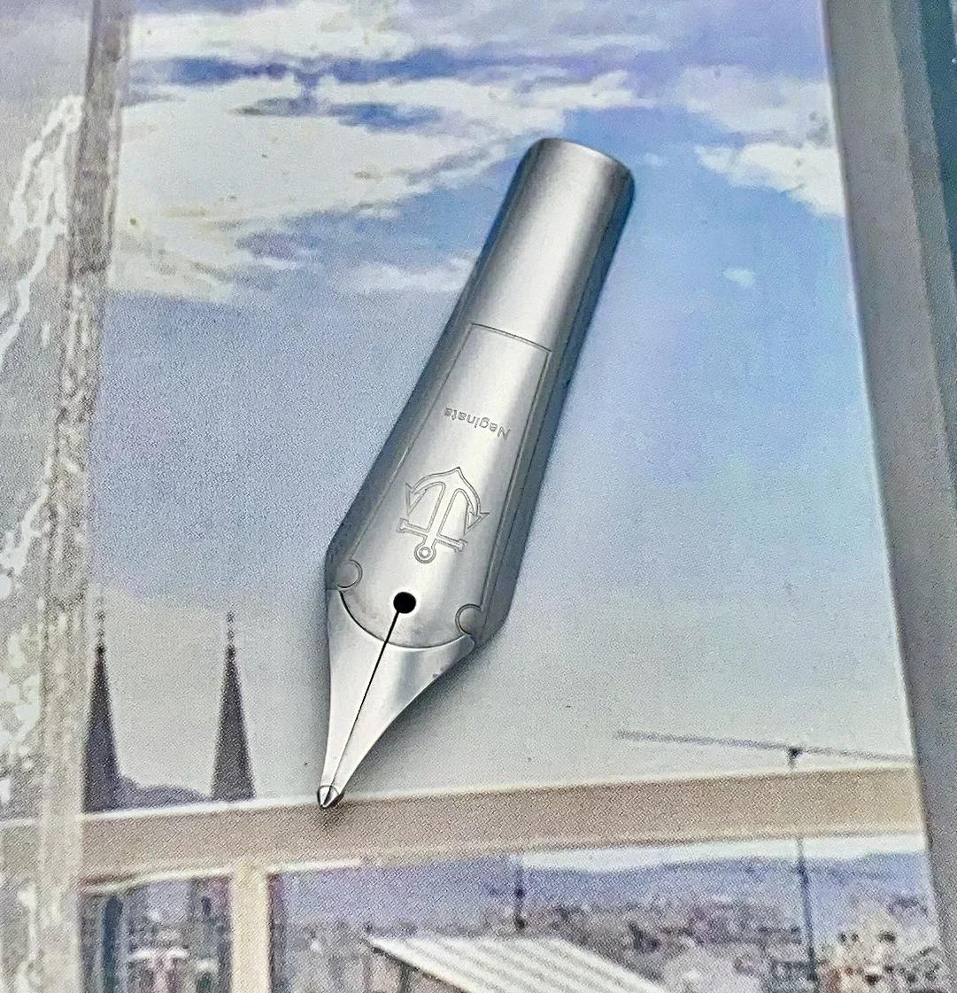 

Smooth Rounded Polished Thick Fountain Pen School Practice Tip 1.6MM 2.0MM 30.MM Nib Double-layer Long Blade Tip Two-color 2.0mm срібний