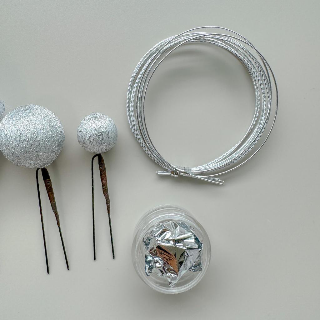 Silver Hair Ornament Coming of Age Ceremony Hair Accessory Ball Hairpin Mizuhiki Silver Foil Graduation Ceremony Japanese Dress Wedding Furisode