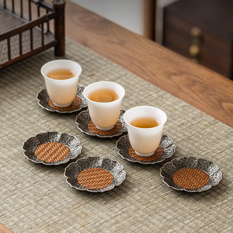 5pcs Chinese Hammer Patterned Alloy Rattan Mat Water Cup Pad Retro Rattan Woven Lotus Cup Holder Heat Insulation Pad Tea Set Pad