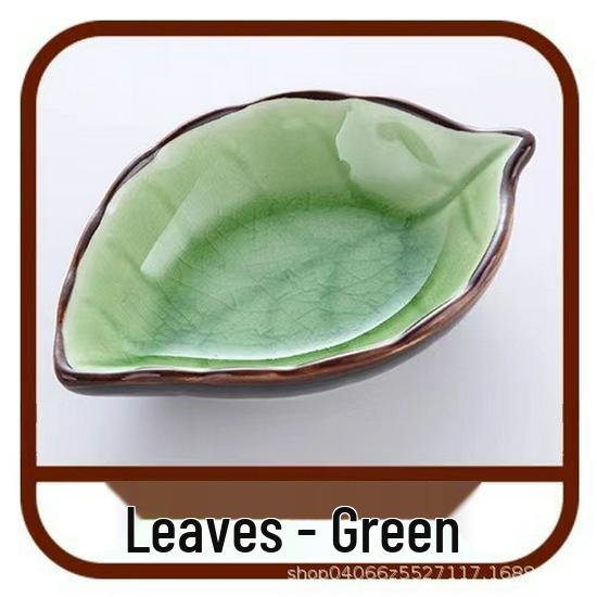 Creative Japanese Leaf Design Ceramic Plate for Soy Sauce, Vinegar, and Snacks