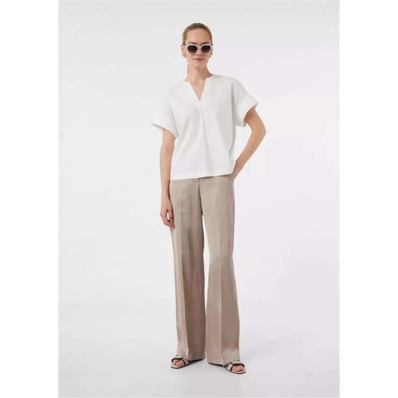 

Trade Pure Yuan Single European Needle Shuttle Fight Together GW Summer New Women V-neck Half Sleeve Top Casual All-matching Short sleeve T-shirt White 48