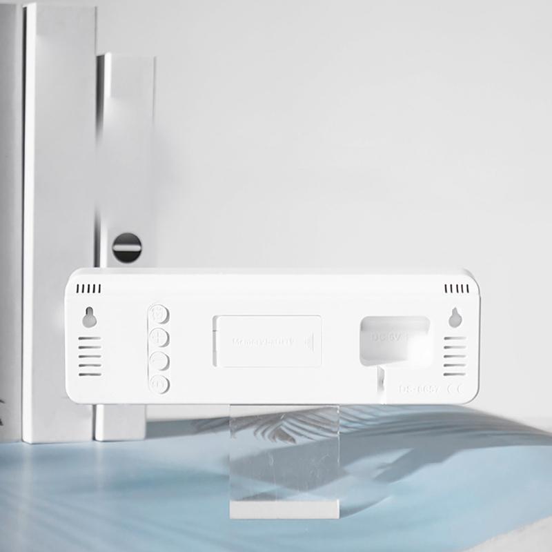 Multifunctional LED Wall Clock with Temperature Display Adjustment Brightness and 2 Alarms 12/24 Hour Memory Function