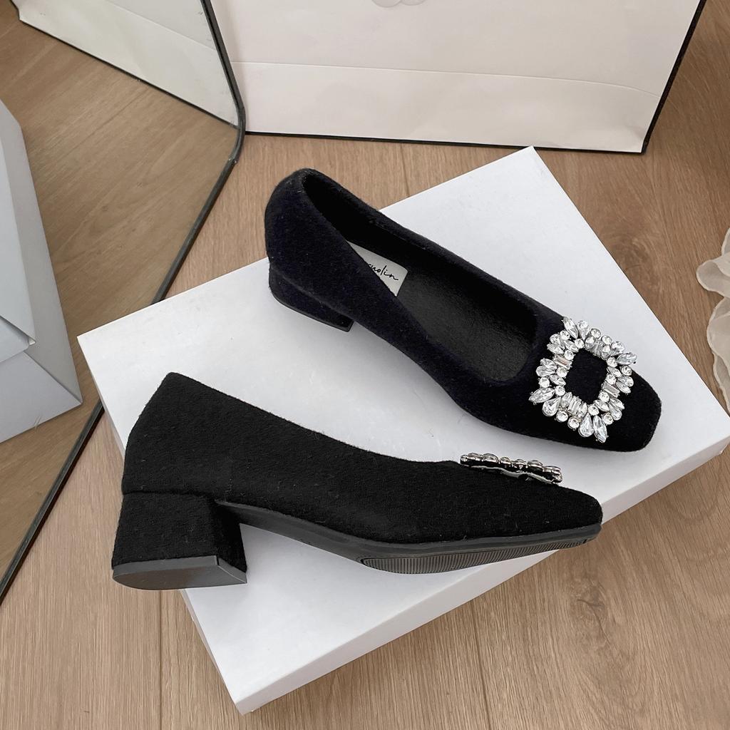 Retro black French thick heel square head shallow mouth single shoes women's 2025 new autumn skirt versatile Mary Jane shoes