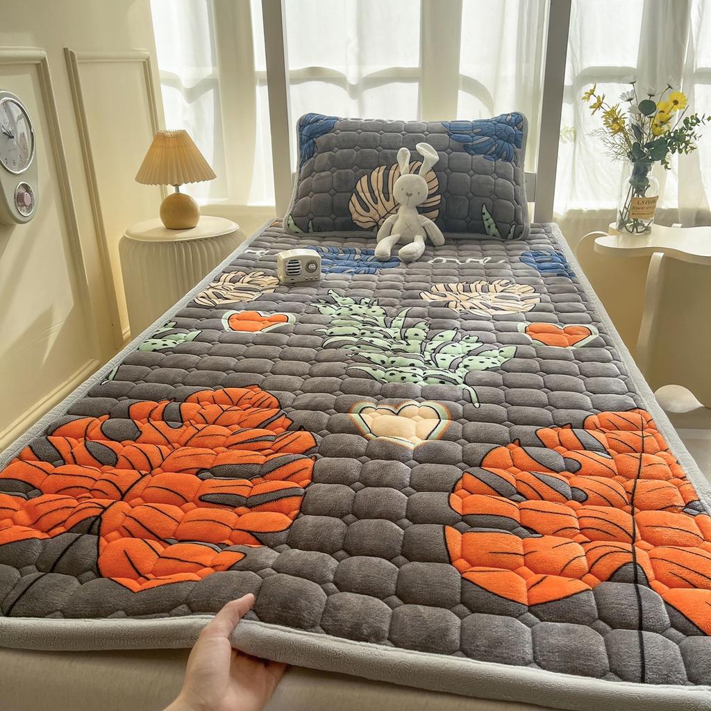 Fleece-lined and Thickened Milk Fleece Mattress, Mattress Pad, Quilt, and Soft Mattress Base