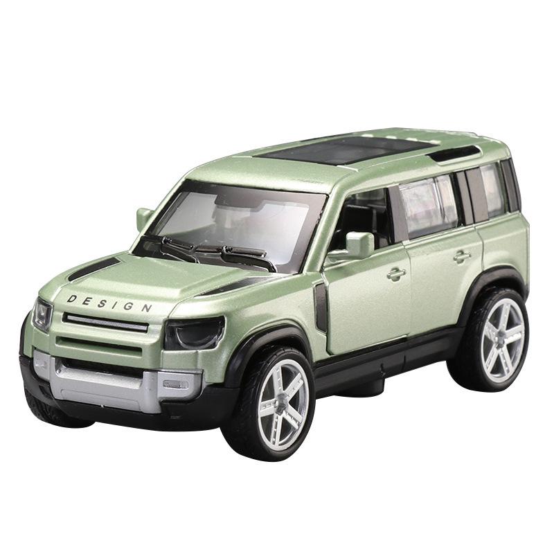 Land Rover Off-Road Vehicle Toy Model & Doll Machine