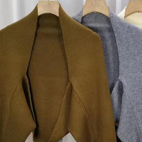 Women Knitted Cardigan Shawl Loose Bat Sleeves Solid Color Knitting Coat Short Style Shawl Coat Autumn Winter Wear