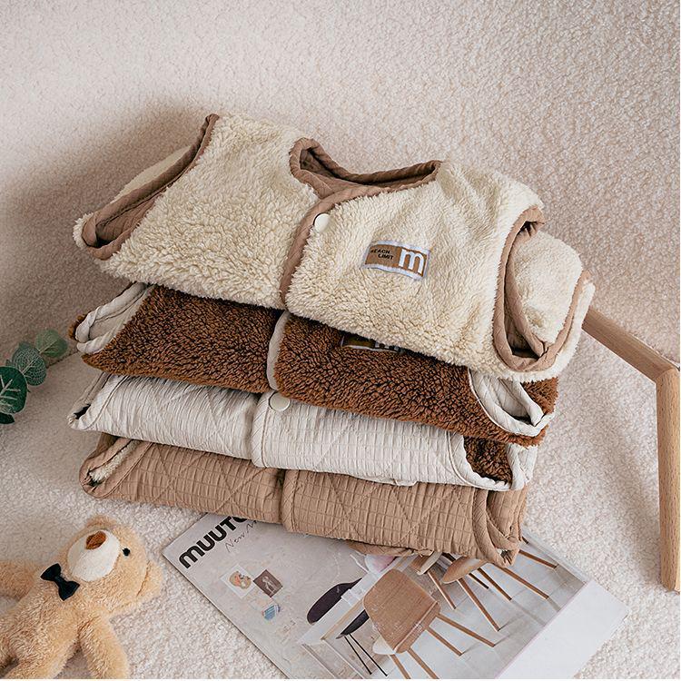 Lambswool Fleece-Lined Baby Vest for Spring & Autumn - Unisex Children's Sleeveless Jacket